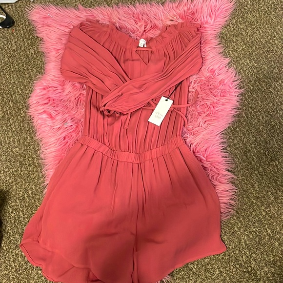 Fashion Nova Pants - Brand new coral color short romper.